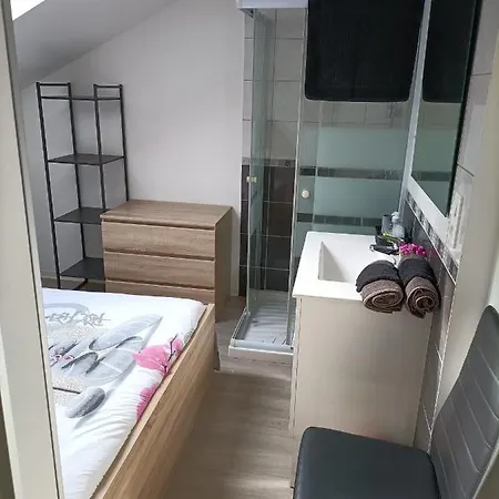 Appartamento F1 En Duplex Coquelicot