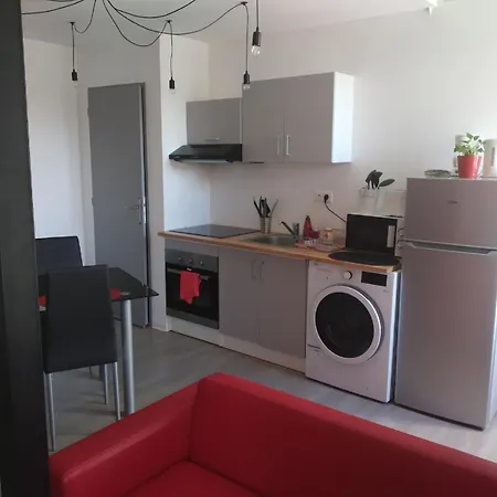 F1 En Duplex Coquelicot لامالو-ليه-بان